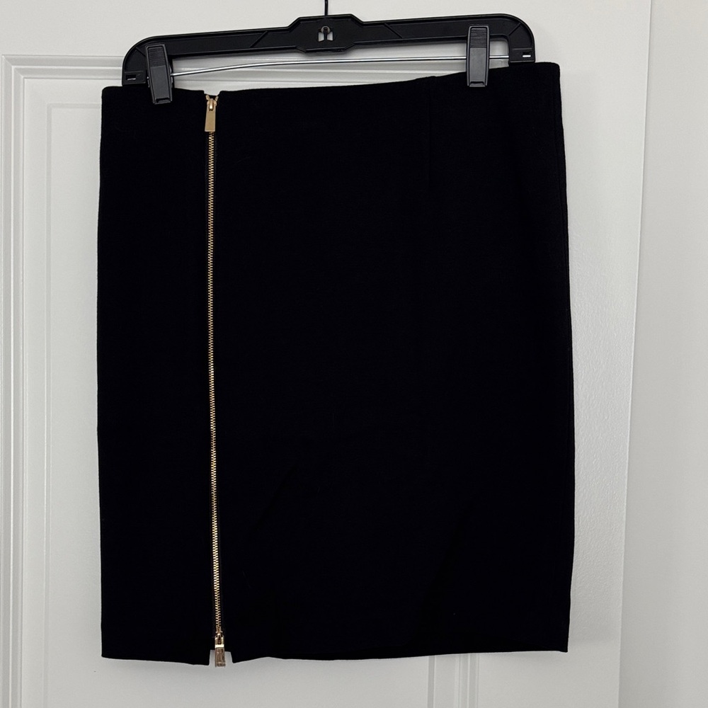 Vince Camuto Black Pencil Skirt with Gold Zipper